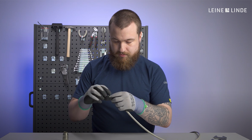 How to install an M23 connector (soldering type) to a cable
